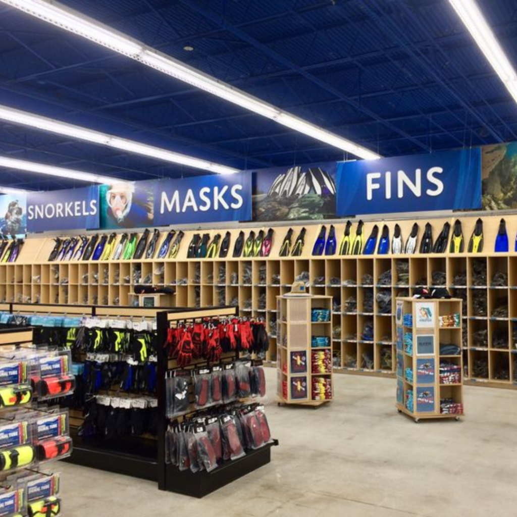 Divers Direct retail environment executed by KDM.