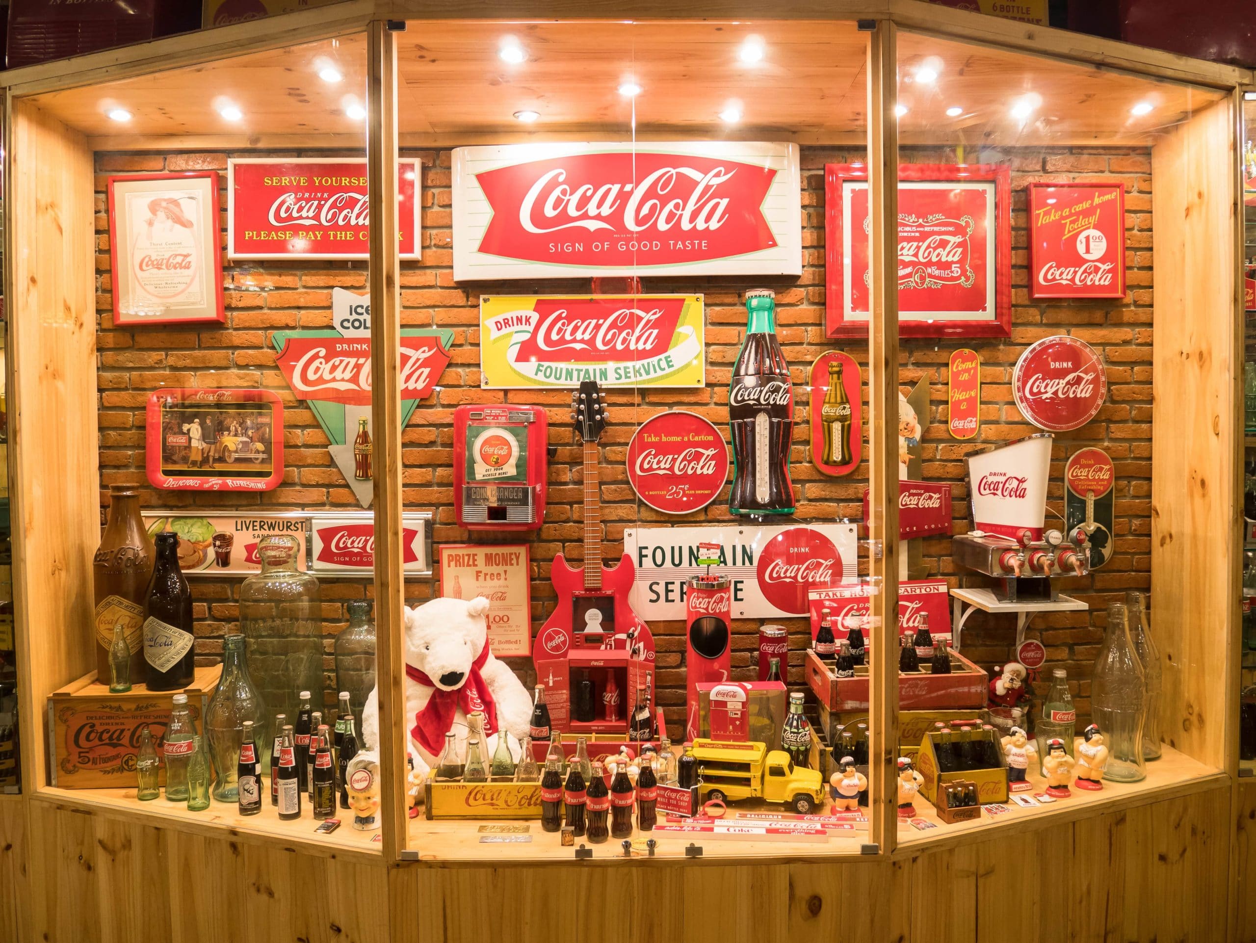 holiday coke a cola window display